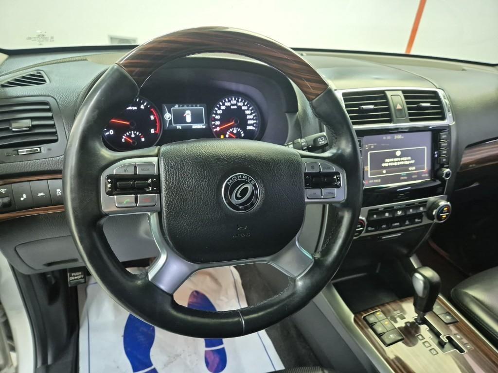 KIA Mohave - Vista 9