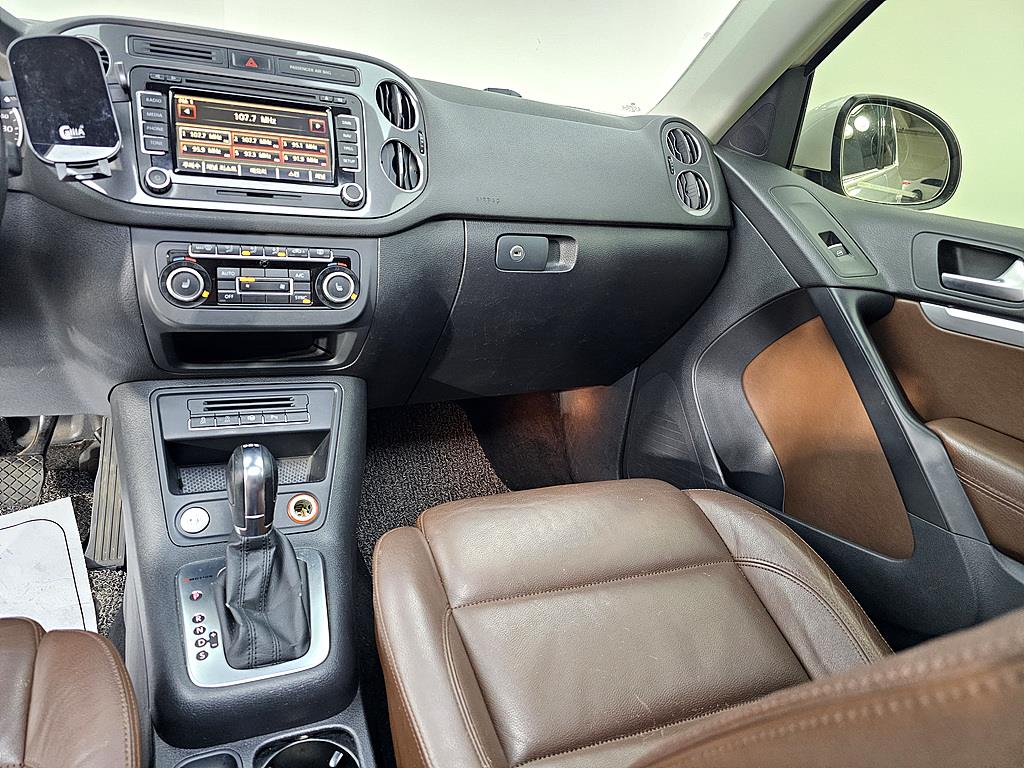 Volkswagen Tiguan - Vista 10