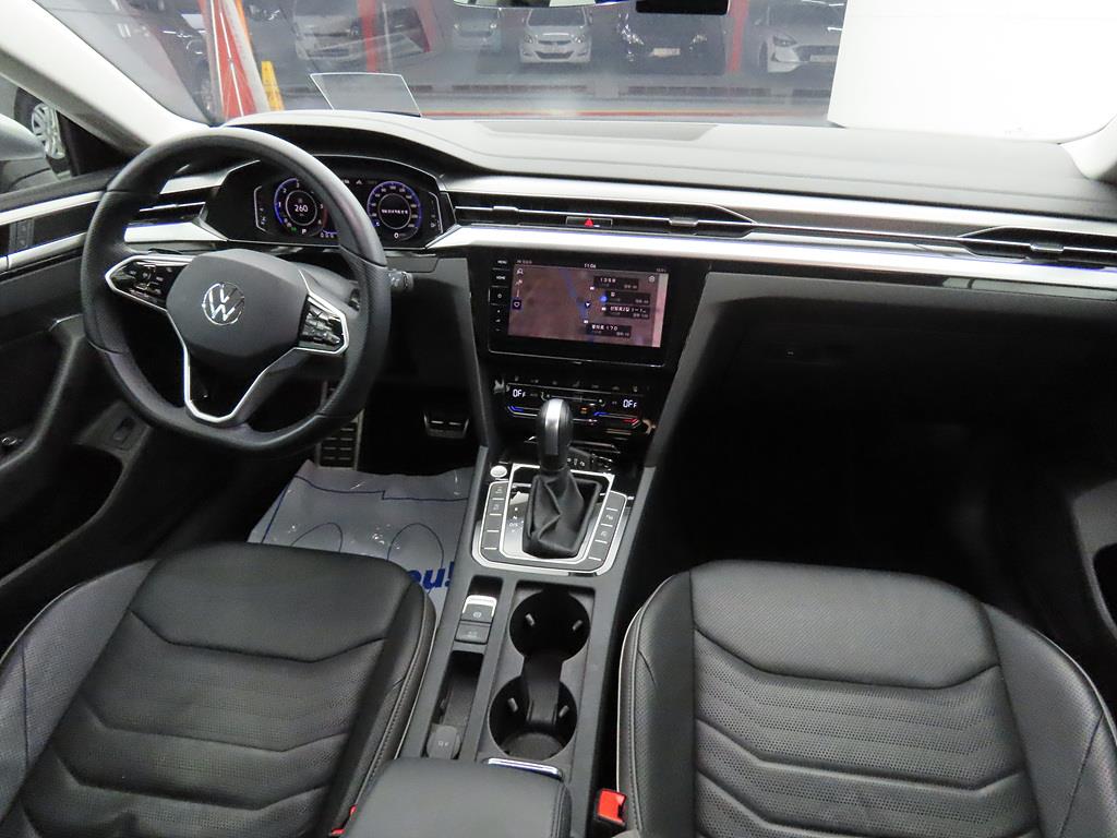 Volkswagen Arteon - Vista 5