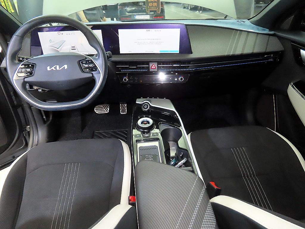 KIA EV6 - Vista 9