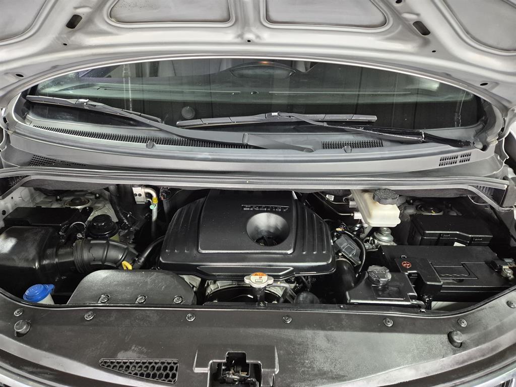 HYUNDAI Starex 2013 Plateado - Importación desde Corea - HF Imports Iquique - Foto 14