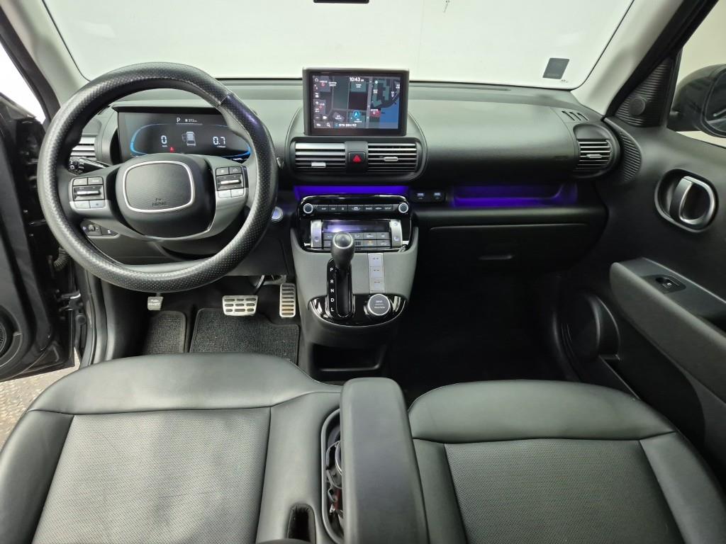 HYUNDAI Casper - Vista 5