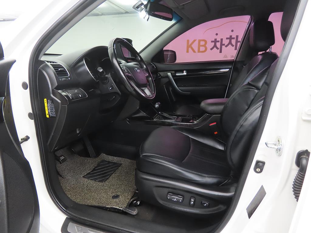 KIA Sorento - Vista 5