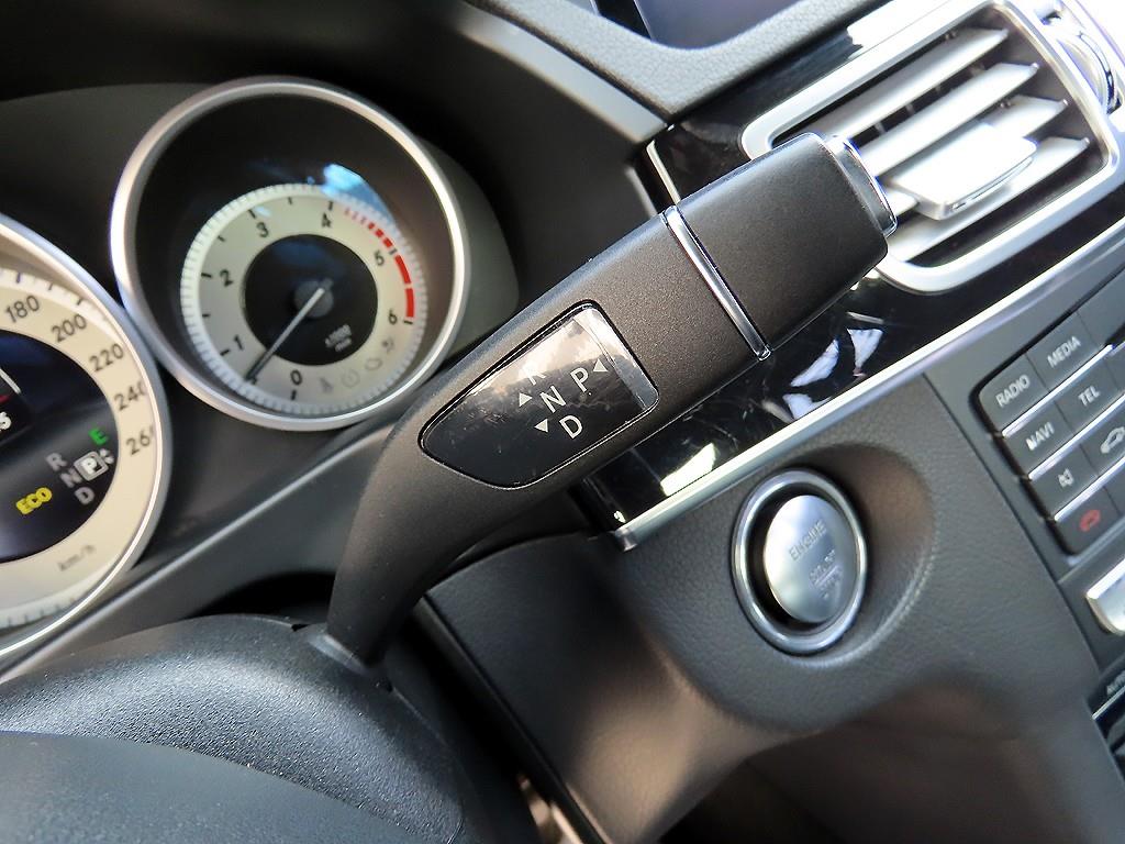 Mercedes Benz E class - Vista 10