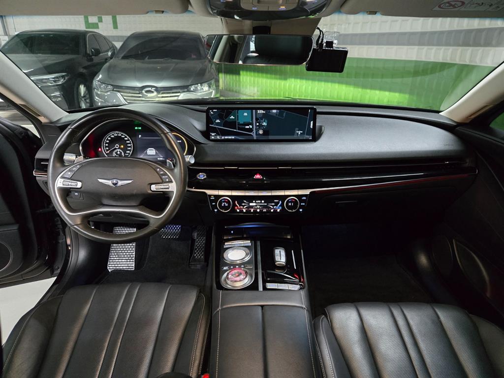 Genesis G80 - Vista 8