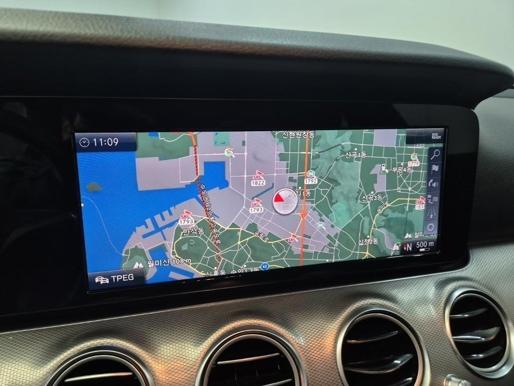 Mercedes Benz E class 2019 Gris - Importación desde Corea - HF Imports Iquique - Foto 14