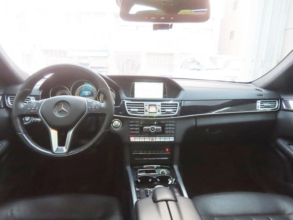 Mercedes Benz E class - Vista 7