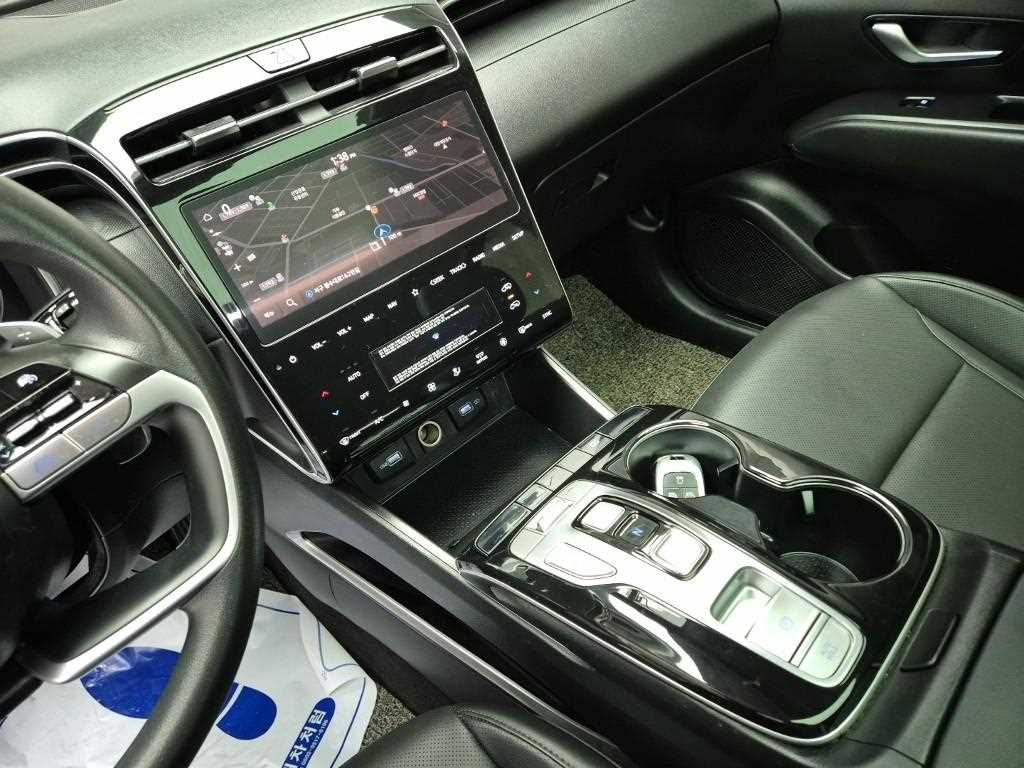 HYUNDAI Tucson - Vista 10