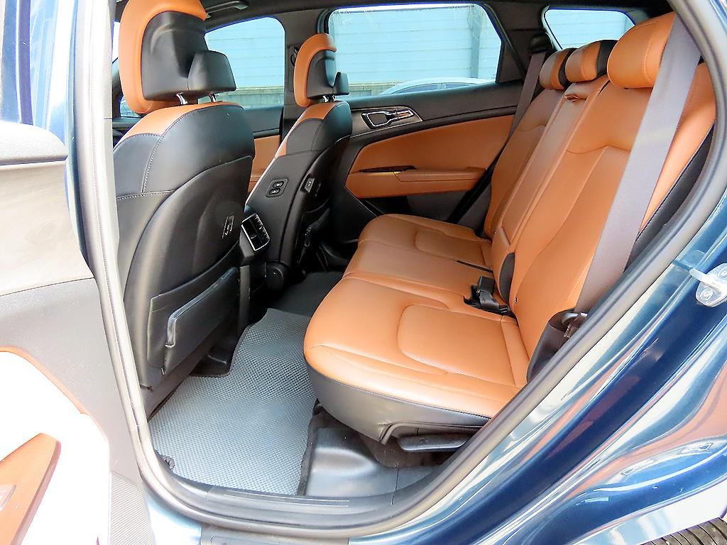 KIA Sportage - Vista 6