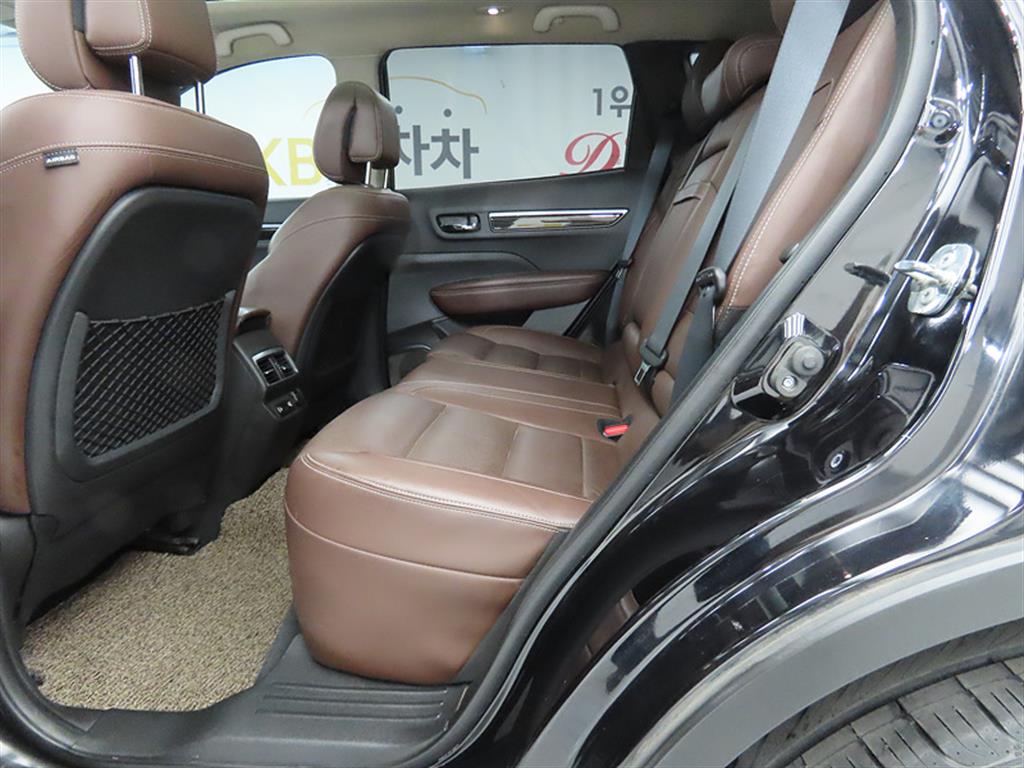 SAMSUNG QM6 - Vista 6