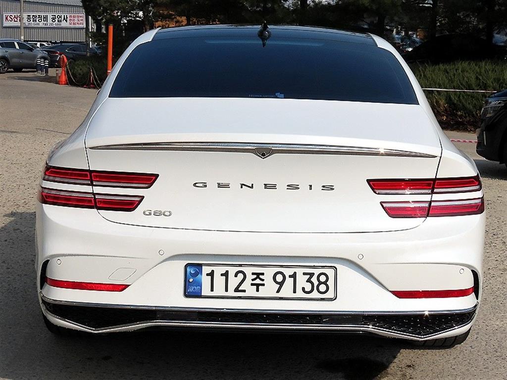 Genesis G80 - Vista 4