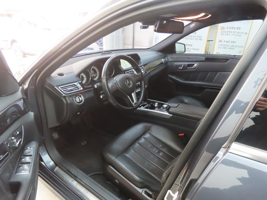 Mercedes Benz E class - Vista 5