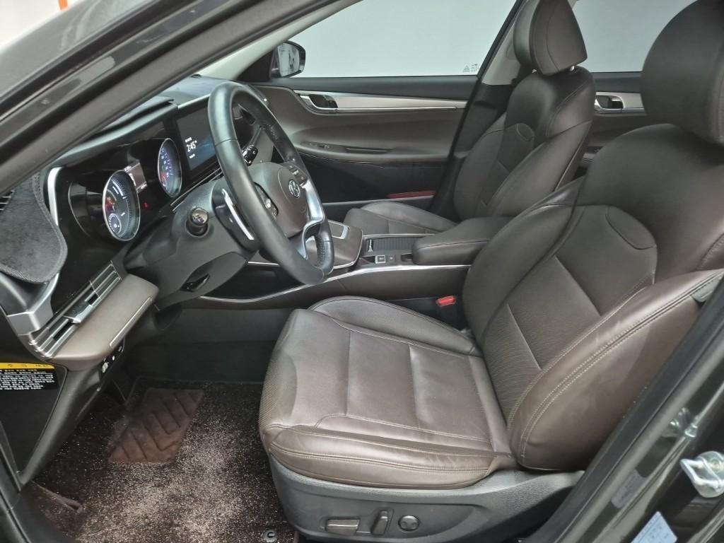 HYUNDAI Grandeur - Vista 11