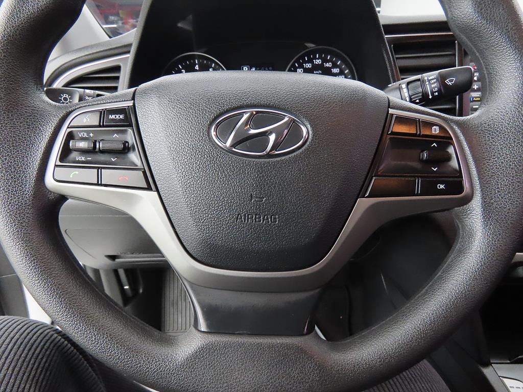 HYUNDAI Avante - Vista 11