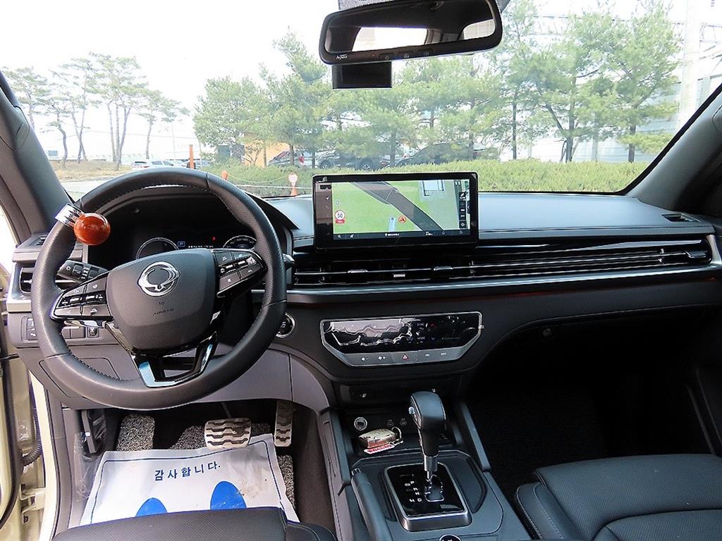 Ssangyong Rexton - Vista 7