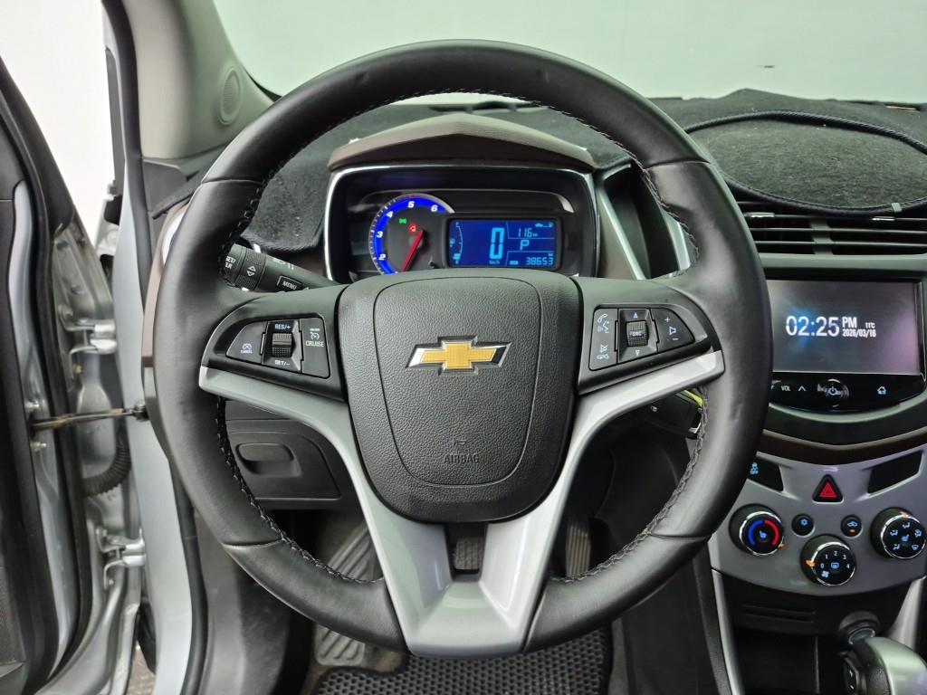 Chevrolet Trax - Vista 9