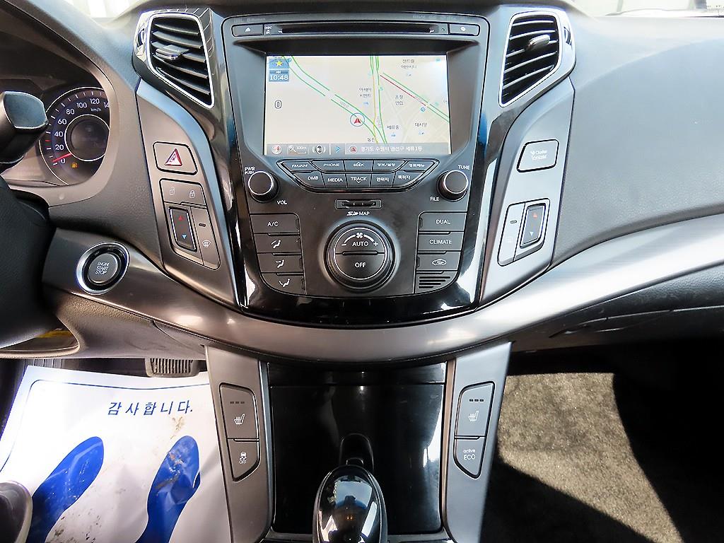 HYUNDAI i40 2012 Plateado - Importación desde Corea - HF Imports Iquique - Foto 13