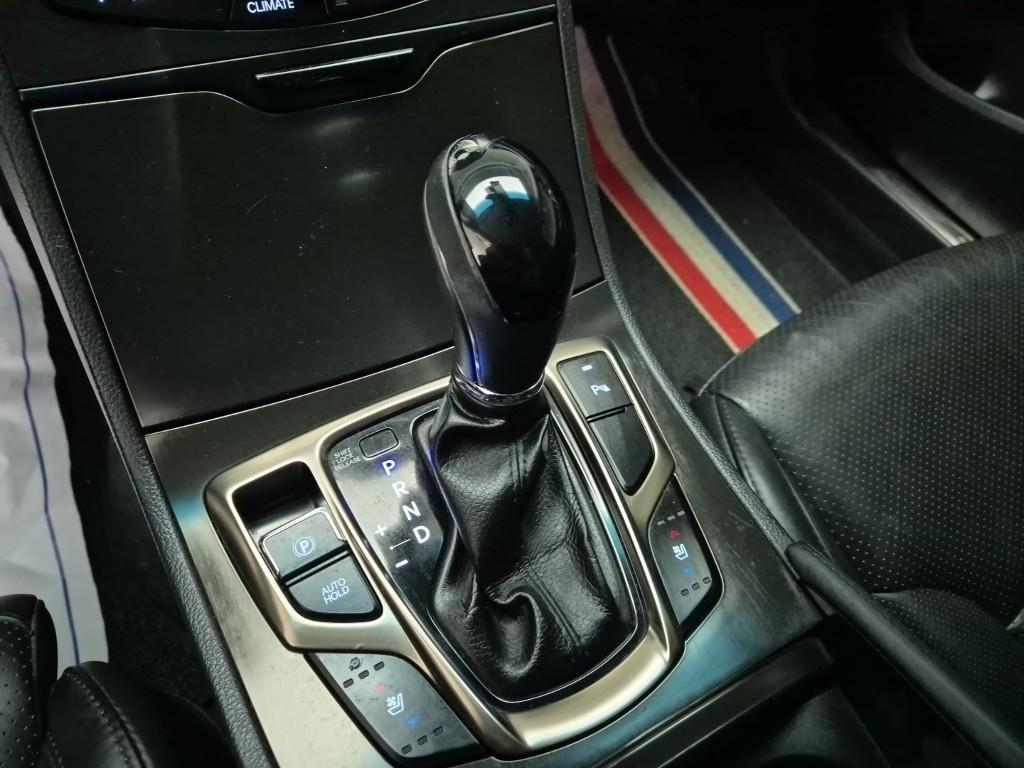 HYUNDAI Grandeur - Vista 8