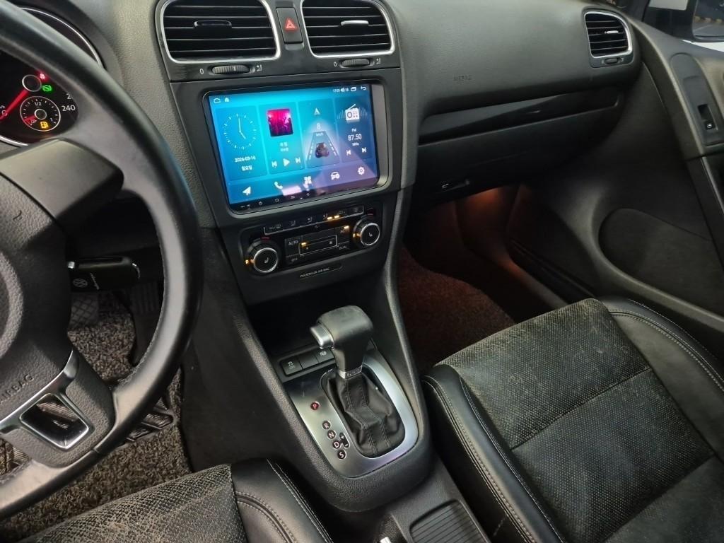 Volkswagen Golf - Vista 10