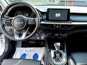 KIA K3 - Vista 10