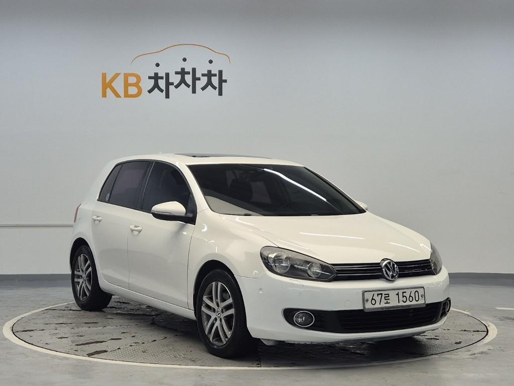 Volkswagen Golf - Vista 4