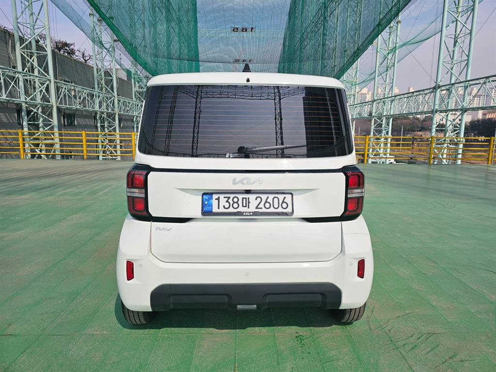 KIA Ray - Vista 5