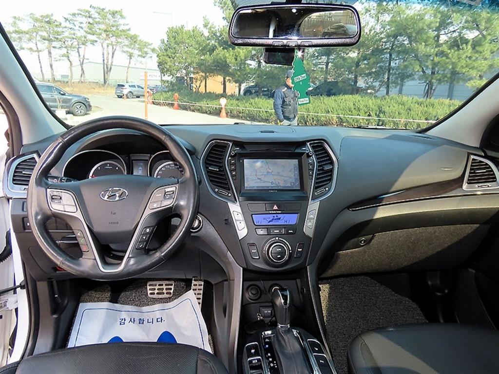 HYUNDAI Santa Fe - Vista 7