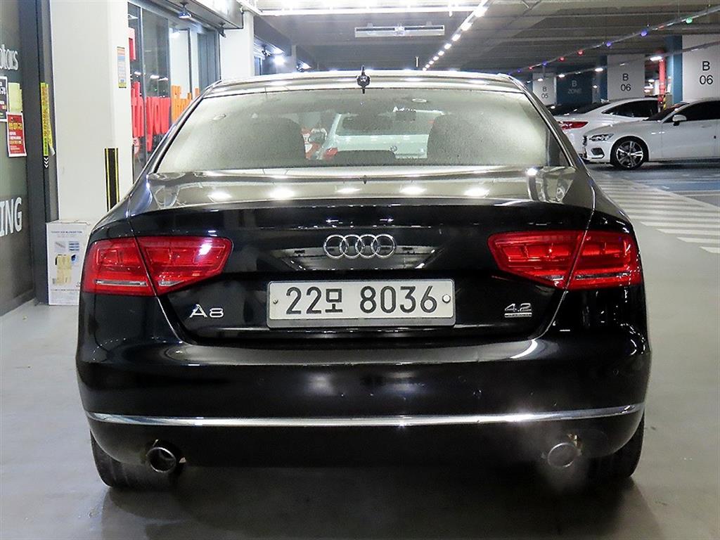Audi A8 - Vista 5