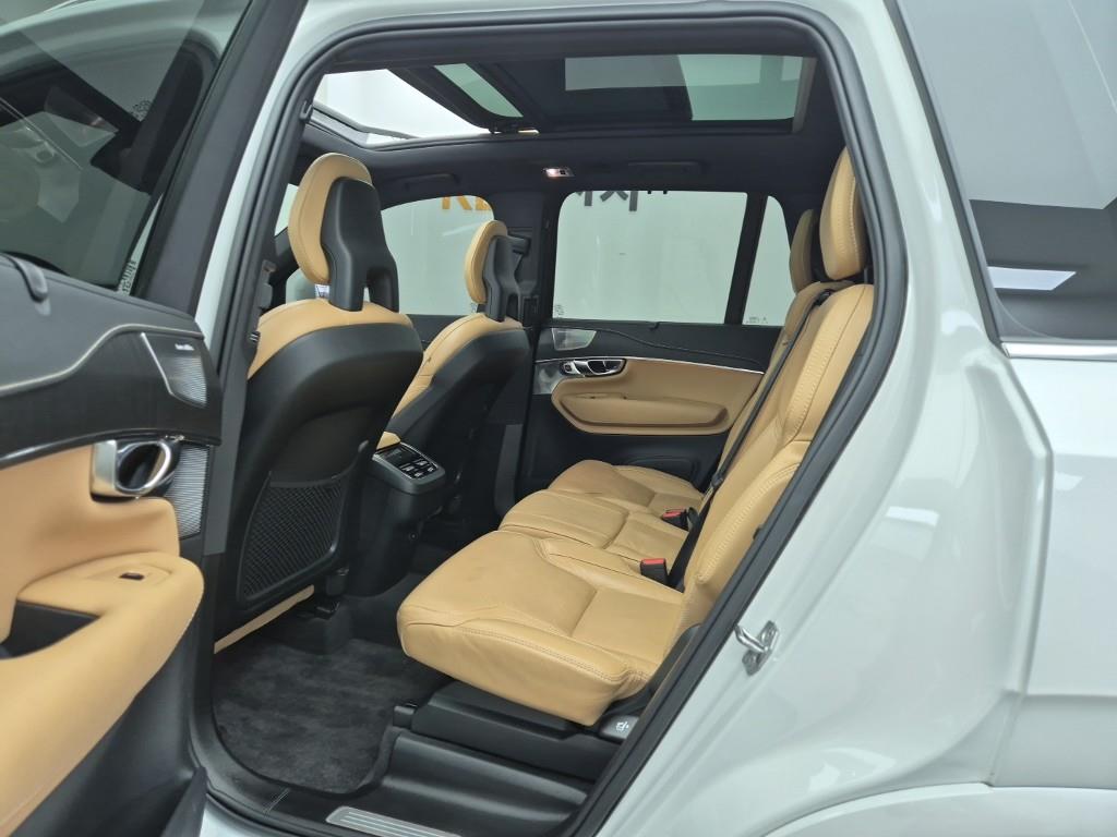 Volvo XC90 - Vista 12