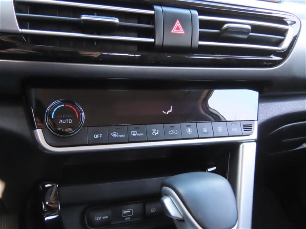 KIA Seltos 2022 Blanco - Importación desde Corea - HF Imports Iquique - Foto 7