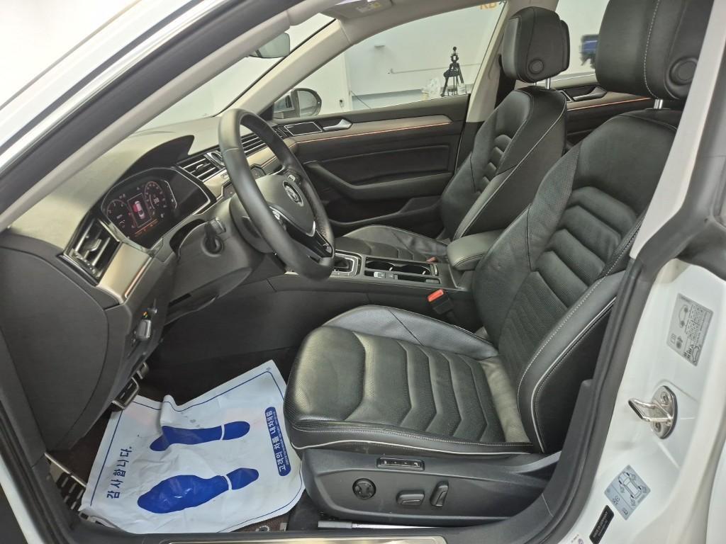 Volkswagen Arteon - Vista 8