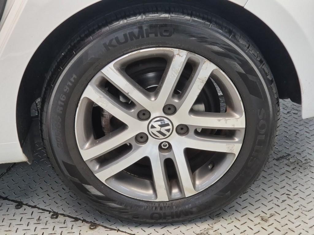 Volkswagen Golf 2011 Blanco - Importación desde Corea - HF Imports Iquique - Foto 20