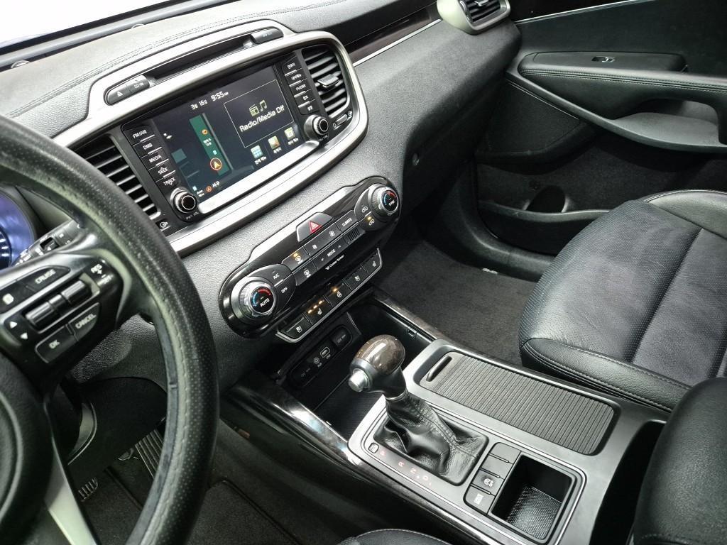 KIA Sorento - Vista 10