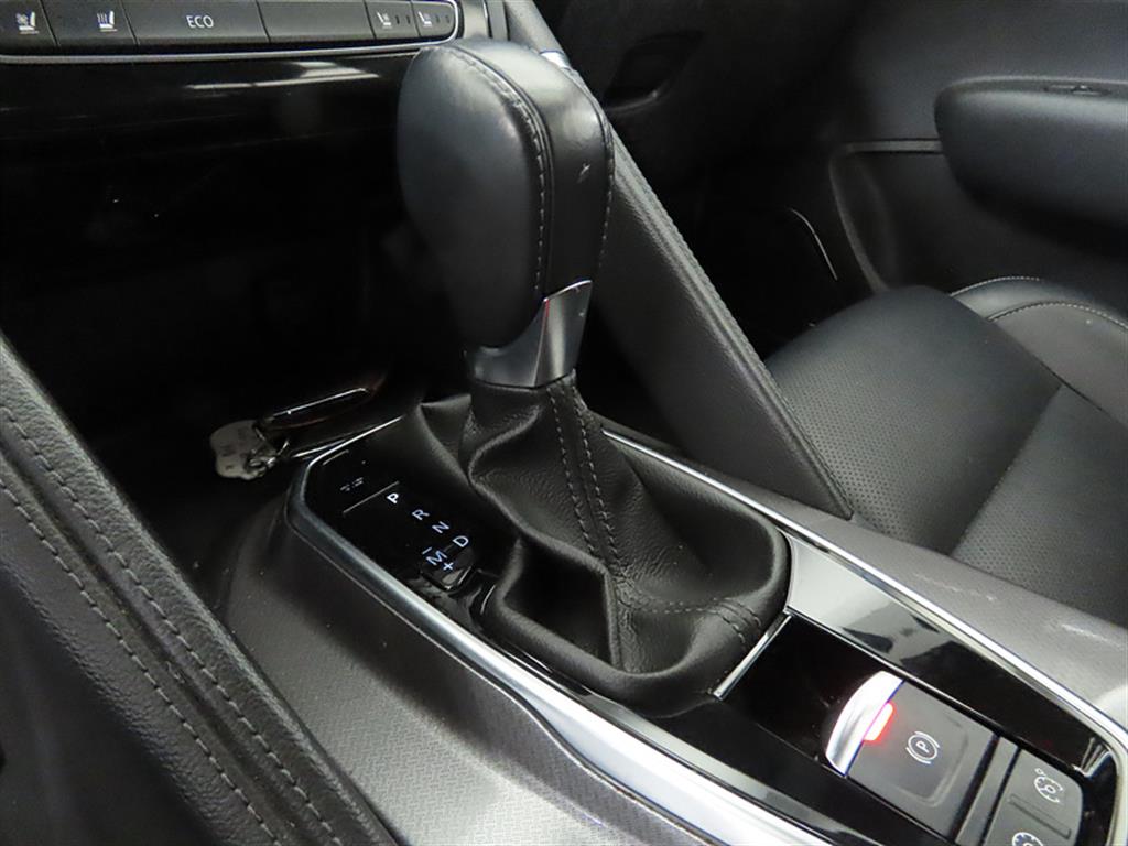 SAMSUNG QM6 - Vista 11