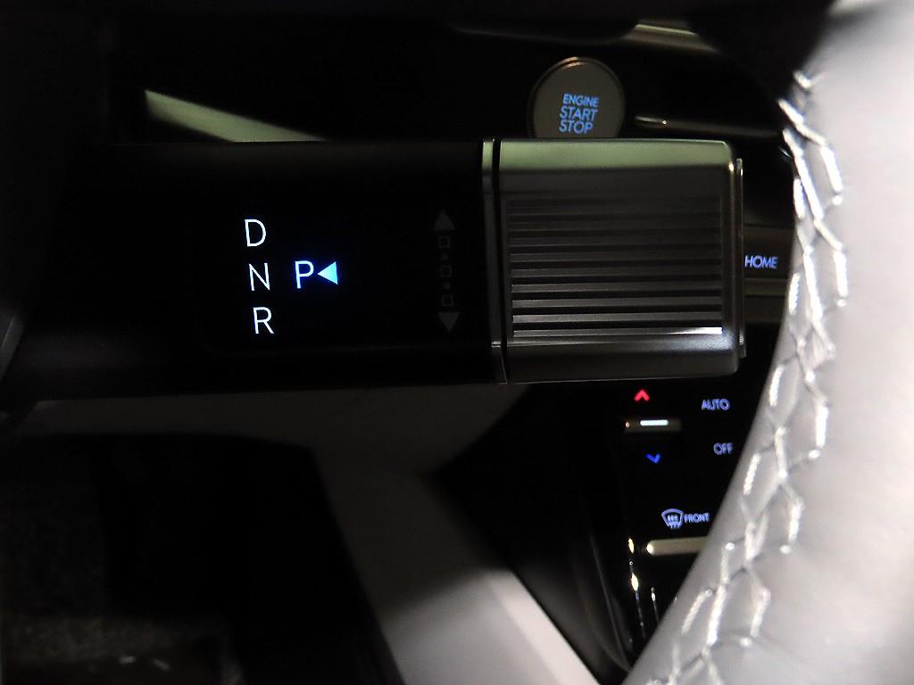 HYUNDAI Grandeur - Vista 12