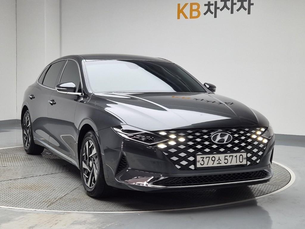 HYUNDAI Grandeur - Vista 4