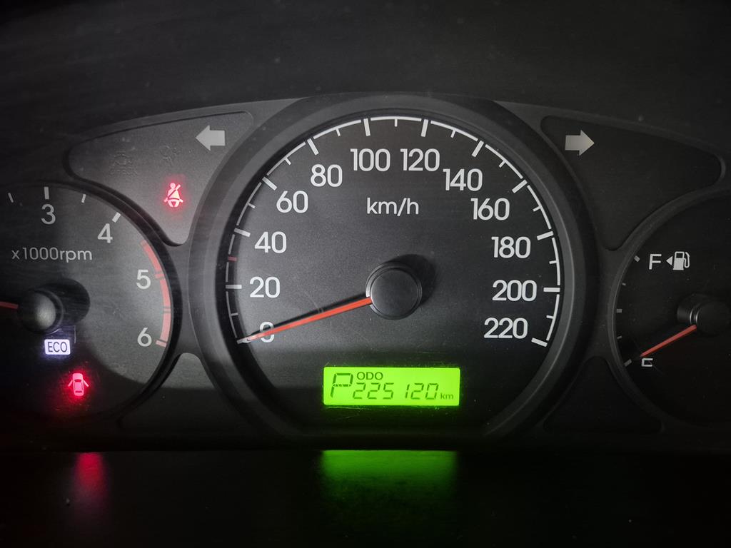 HYUNDAI Starex - Vista 8