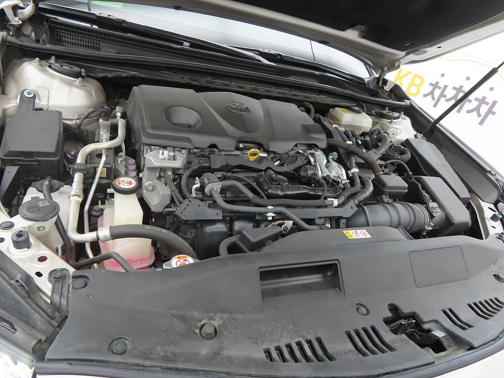 Toyota Camry 2018 Gold color - Importación desde Corea - HF Imports Iquique - Foto 19