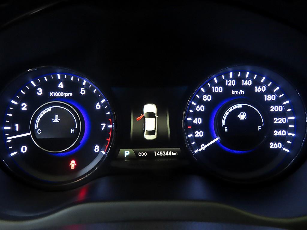 HYUNDAI Grandeur - Vista 9