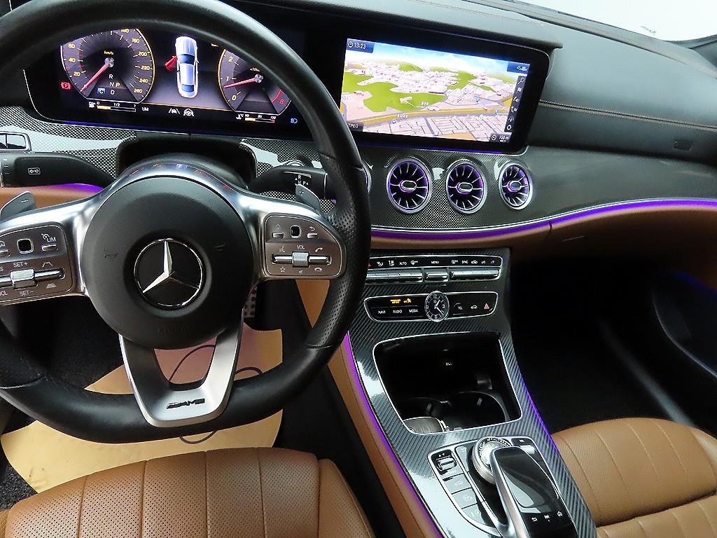 Mercedes Benz E class - Vista 8