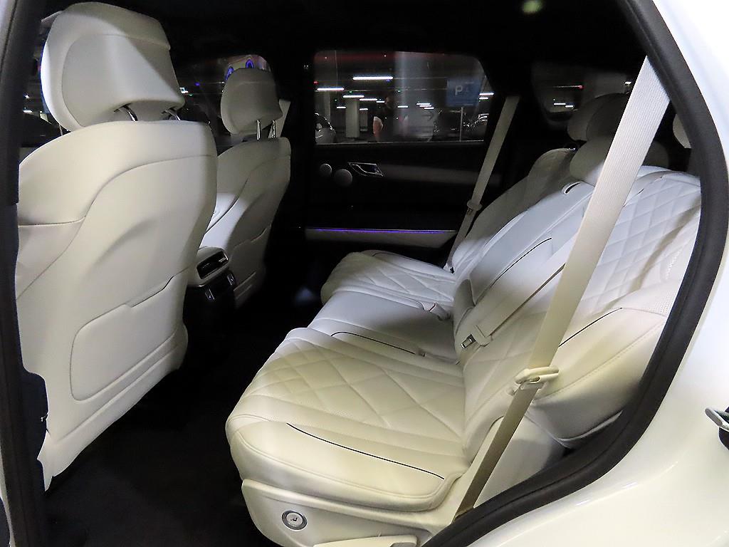 Genesis GV80 - Vista 7