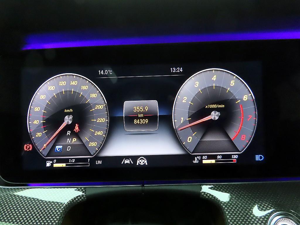 Mercedes Benz E class - Vista 6