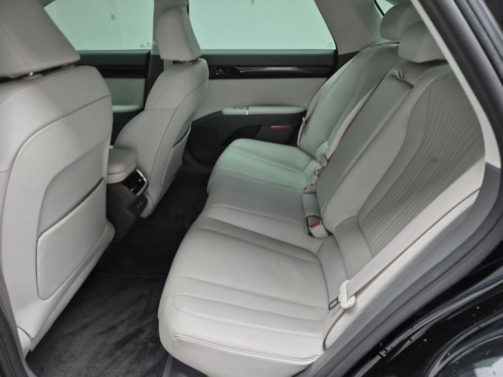 HYUNDAI Grandeur - Vista 12