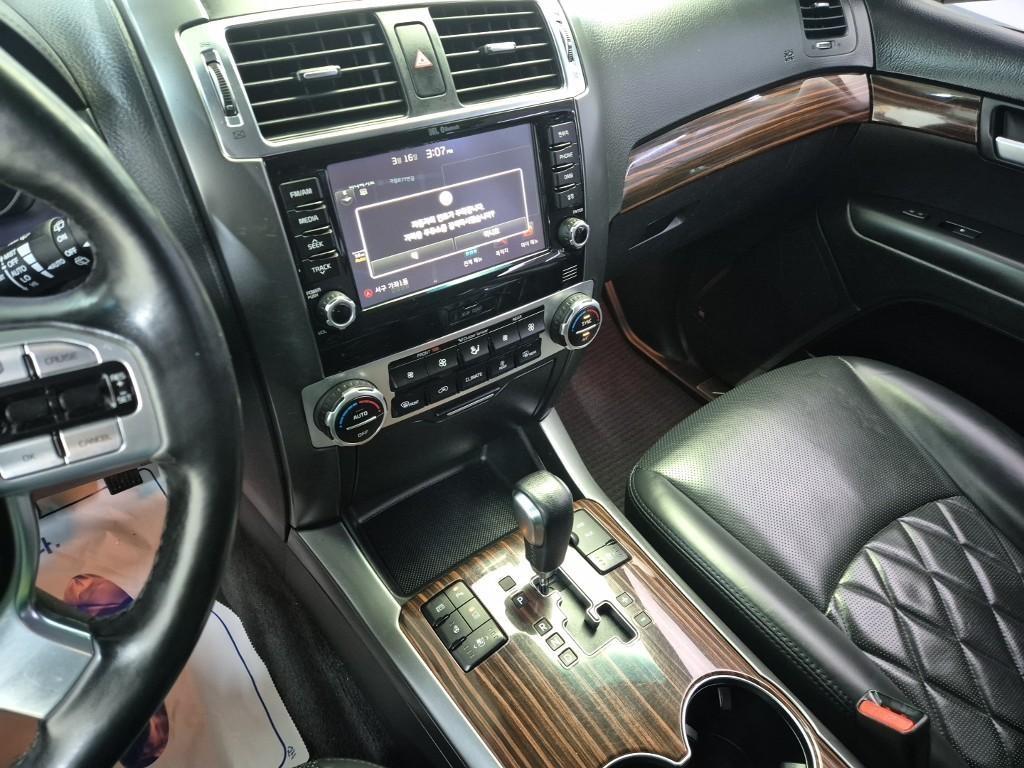 KIA Mohave - Vista 10