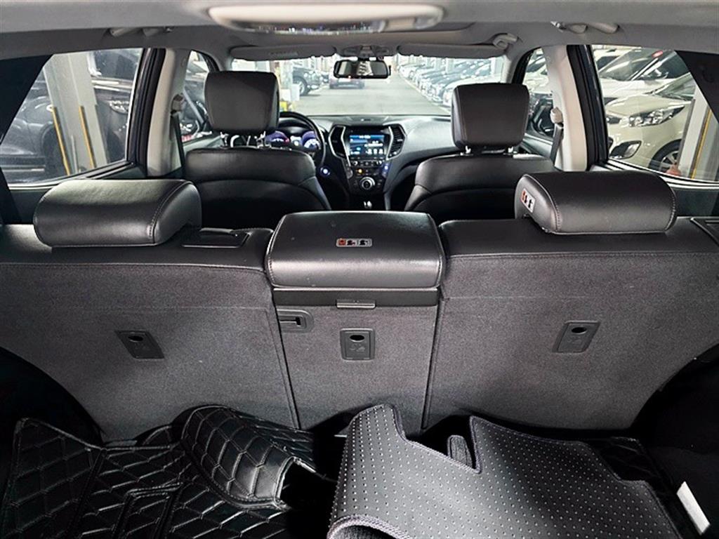 HYUNDAI Santa Fe - Vista 7