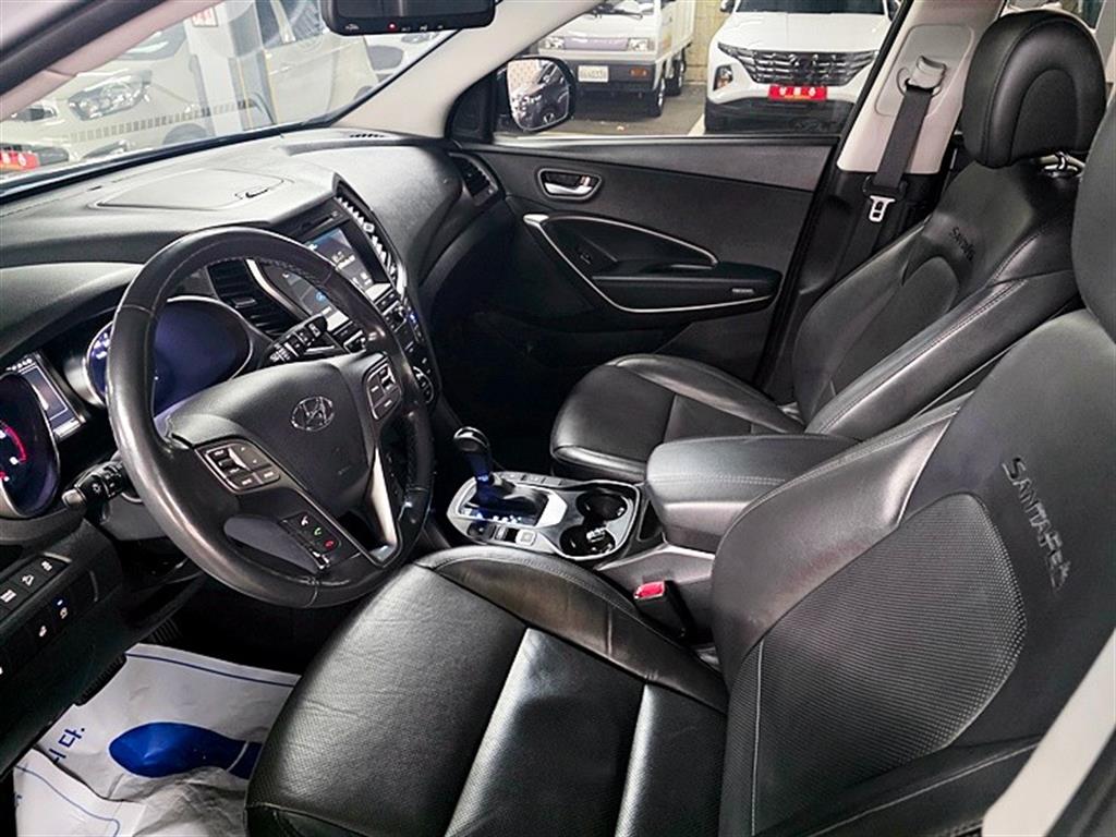 HYUNDAI Santa Fe - Vista 5