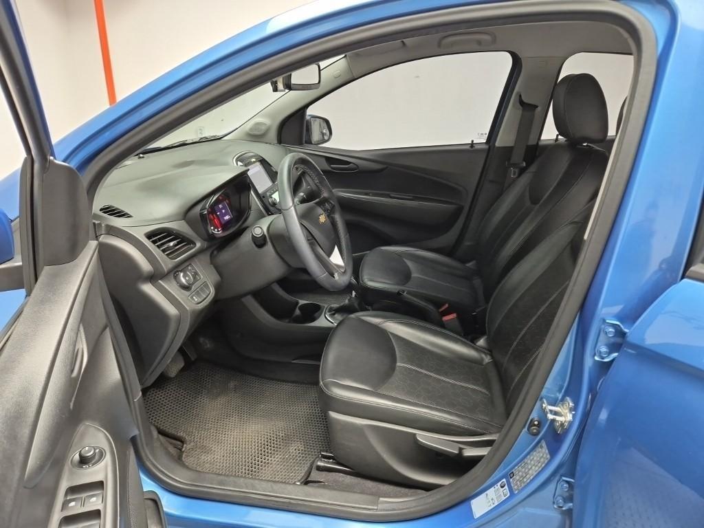 Chevrolet Spark - Vista 11