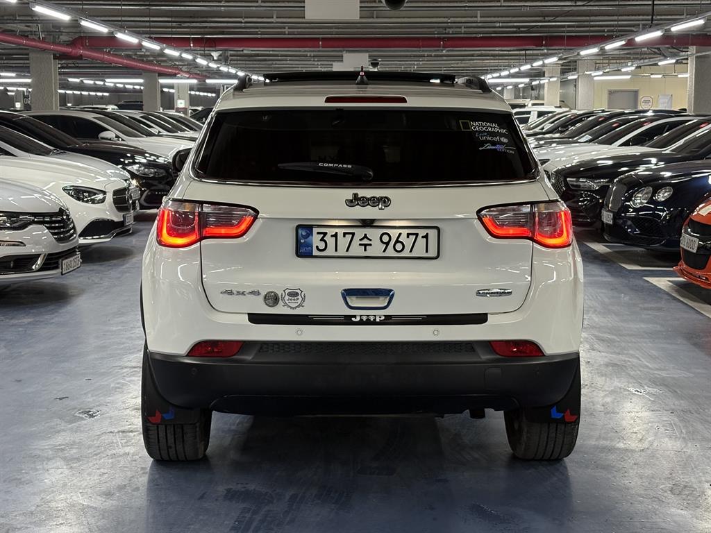 Jeep Compass - Vista 4