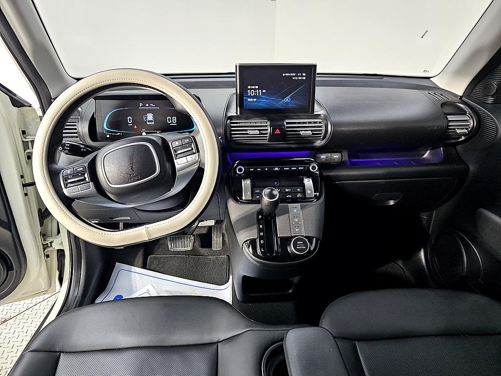 HYUNDAI Casper - Vista 5