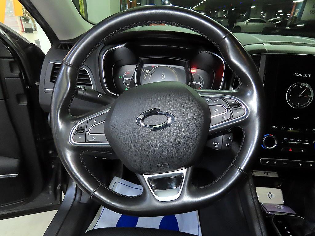 SAMSUNG QM6 - Vista 8